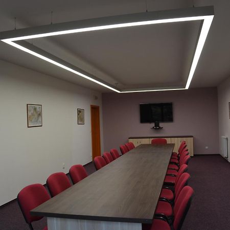 Sport Klub Hvozd Hotel ภายนอก รูปภาพ